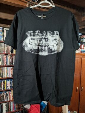 Gildan Black Short-Sleeve Tee with White Skull Jaw Graphic